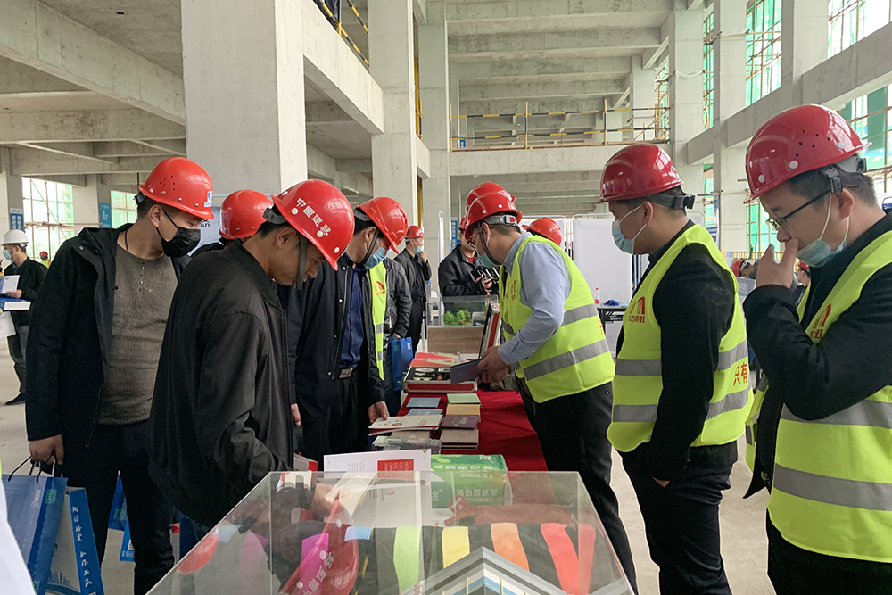 中国·18luck新利集团(股份)有限公司-官方网站