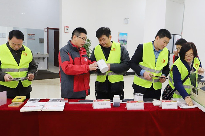 中国·18luck新利集团(股份)有限公司-官方网站