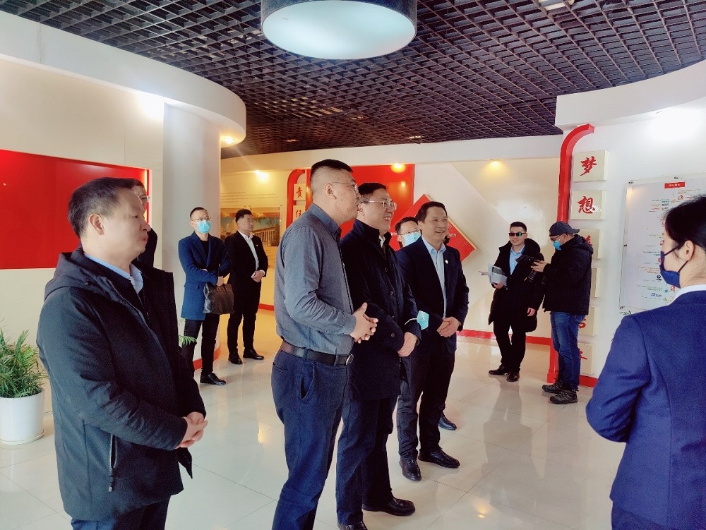 中国·18luck新利集团(股份)有限公司-官方网站