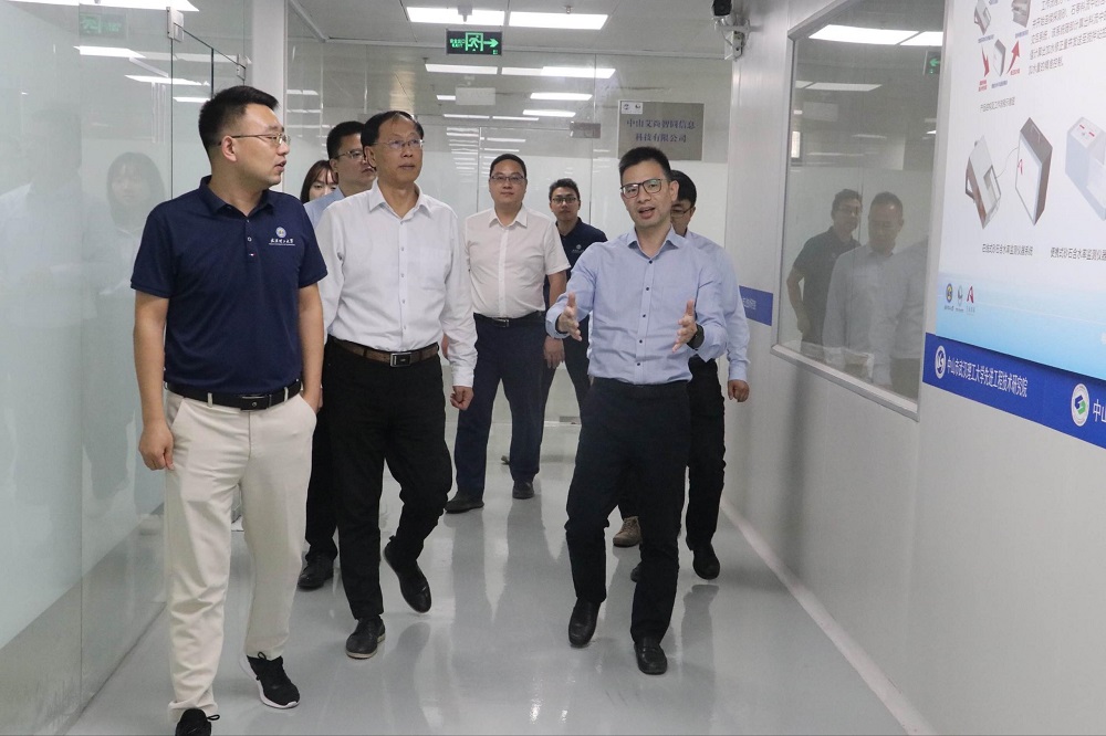 中国·18luck新利集团(股份)有限公司-官方网站