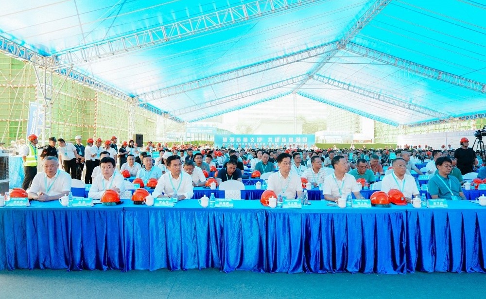 中国·18luck新利集团(股份)有限公司-官方网站